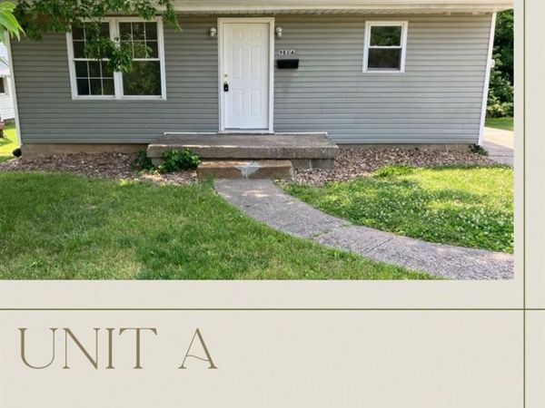 983 Riley Avenue , Alton, IL 62002