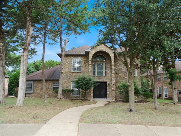 909 Hickory Knob Circle, Cedar Hill, TX 75104