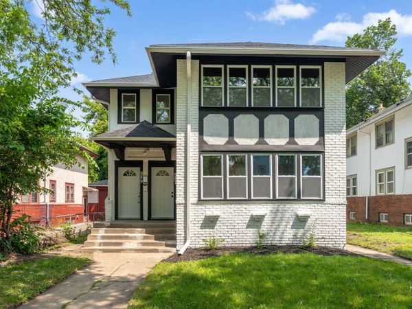 987 Dayton Avenue , Saint Paul, MN 55104