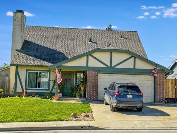 203 Plum Hill Drive, Watsonville, CA 95076