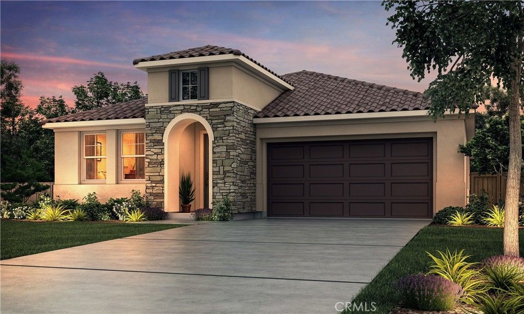 446 Meyers, Los Banos, CA 93635 Main Photo