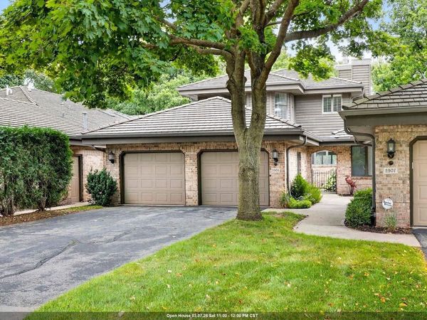 2905 FOX RUN, Appleton, WI 54914