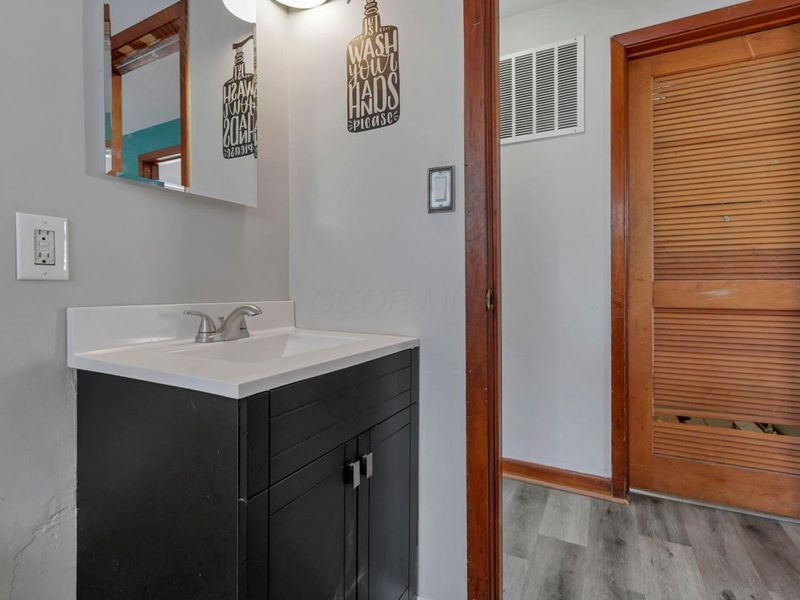 1113 E Locust Street , Lancaster, OH 43130 Photo 15