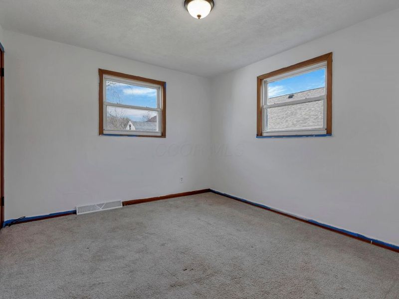 1113 E Locust Street , Lancaster, OH 43130 Photo 5