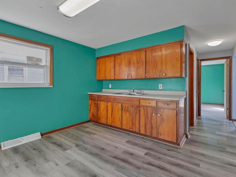 1113 E Locust Street , Lancaster, OH 43130 Photo 8