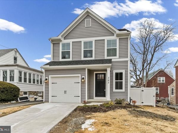 203 CHESTNUT PARKWAY, WALLINGFORD, PA 19086