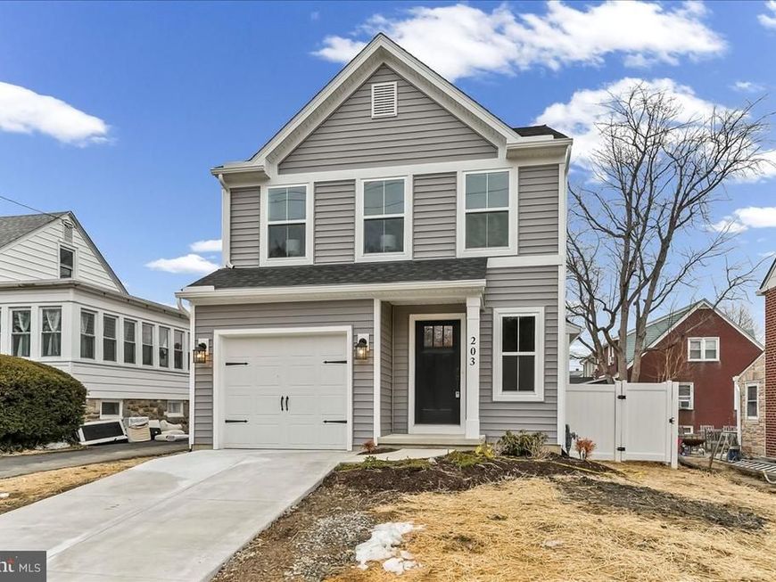 203 Chestnut Parkway, Wallingford, PA 19086 Main Photo