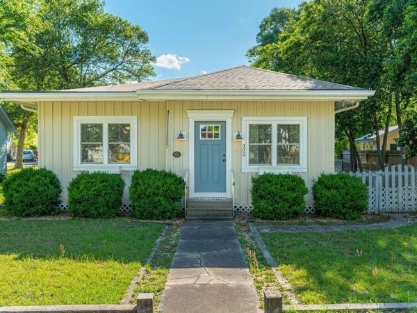 302 Crescent Drive, DeFuniak Springs, FL 32435