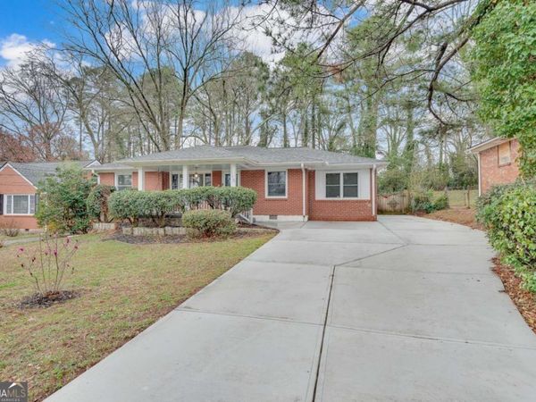 2015 E Camellia Drive, Decatur, GA 30032