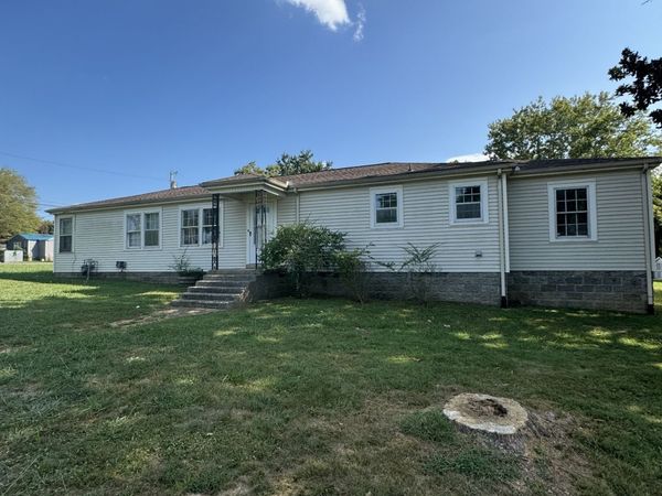 104 Lafayette St , Shelbyville, TN 37160