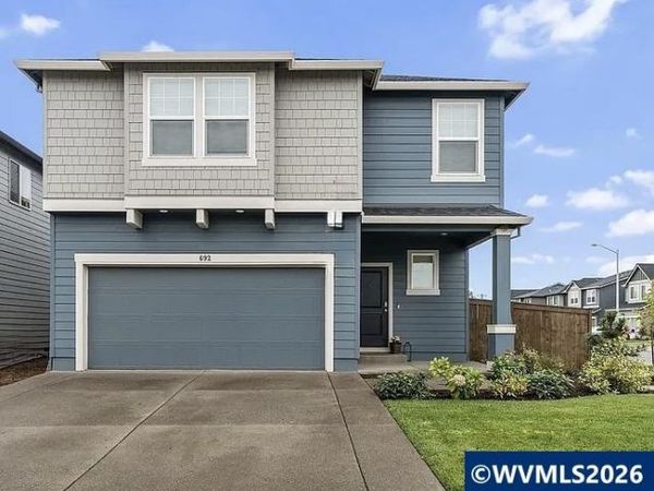 692 Thomas Wy, Woodburn, OR 97071