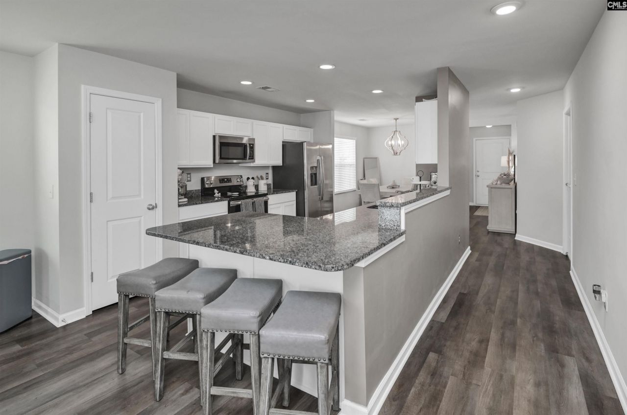 1916 Cold Rocks Way  Photo 11