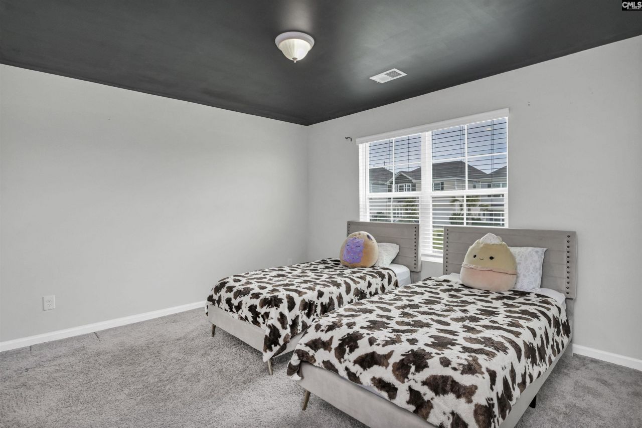 1916 Cold Rocks Way  Photo 22