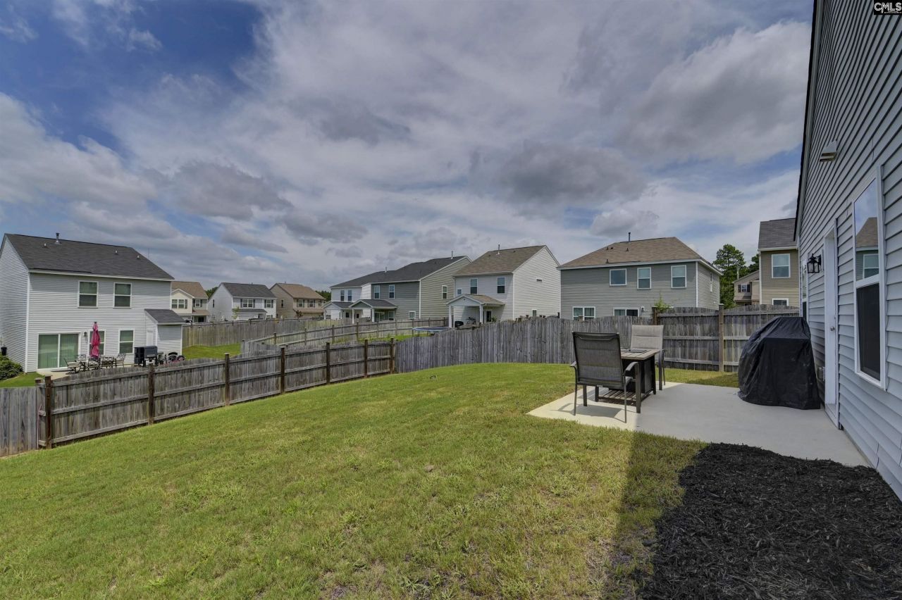 1916 Cold Rocks Way  Photo 26