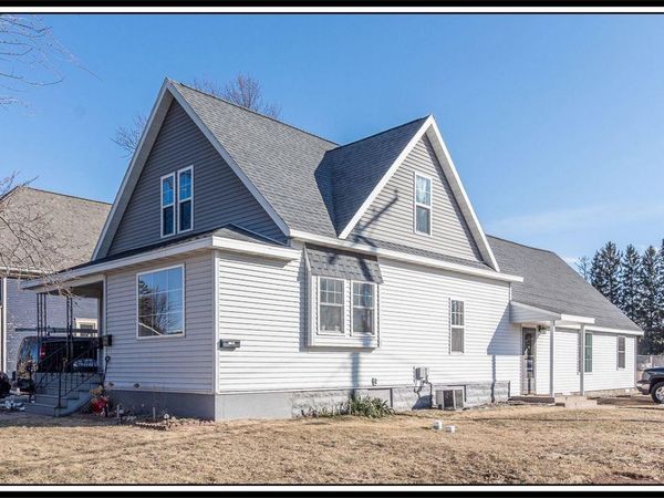 622 W WASHINGTON STREET, New London, WI 54961