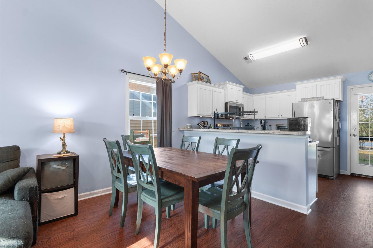 347 Beulah Circle  Photo 7