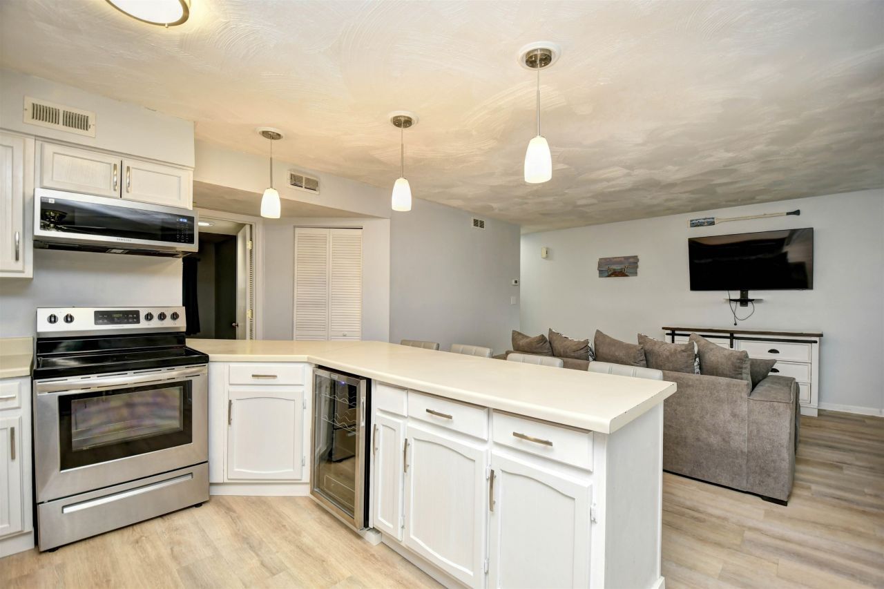 1101 Possum Trot Rd. Photo 10