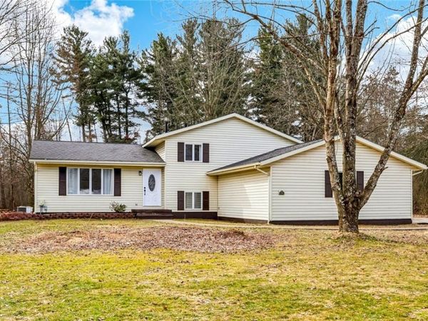 2829 Tibbetts Wick Road , Hubbard, OH 44425