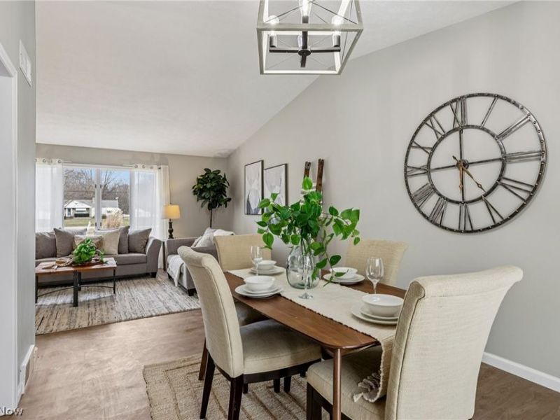 2829 Tibbetts Wick Road, Hubbard, OH 44425 Photo 10