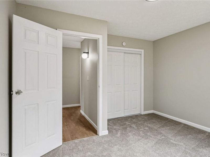 2829 Tibbetts Wick Road, Hubbard, OH 44425 Photo 19