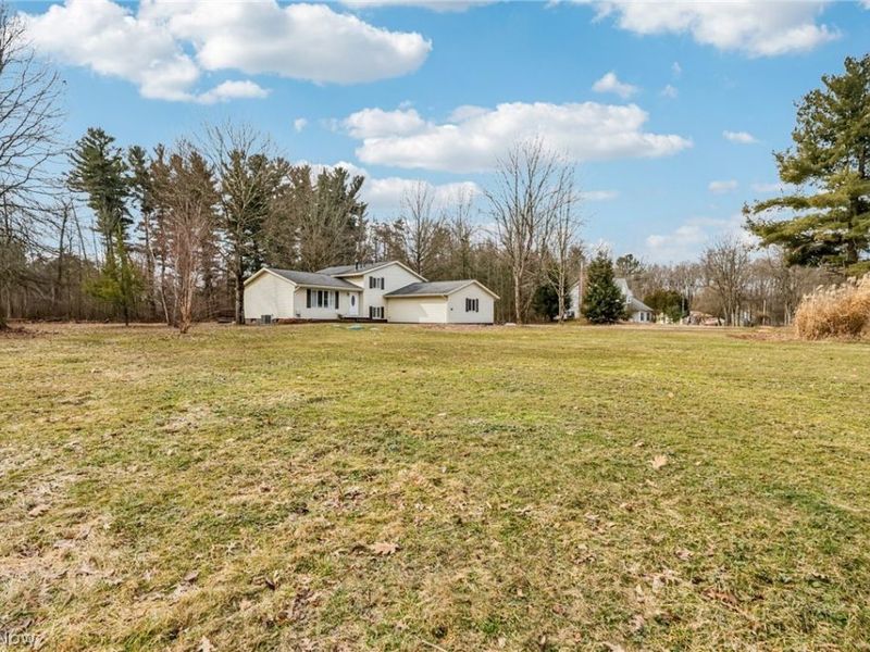 2829 Tibbetts Wick Road, Hubbard, OH 44425 Photo 35