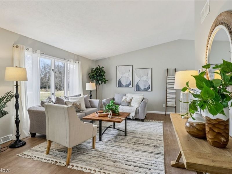 2829 Tibbetts Wick Road, Hubbard, OH 44425 Photo 6