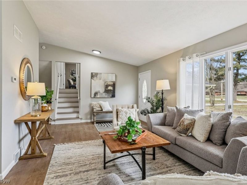 2829 Tibbetts Wick Road, Hubbard, OH 44425 Photo 8