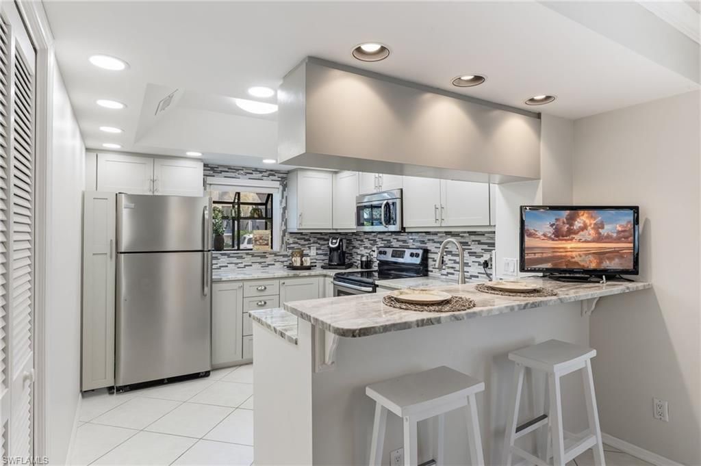 1529 Oyster Catcher Pt, Unit 1529, Naples, FL 34105 Photo
