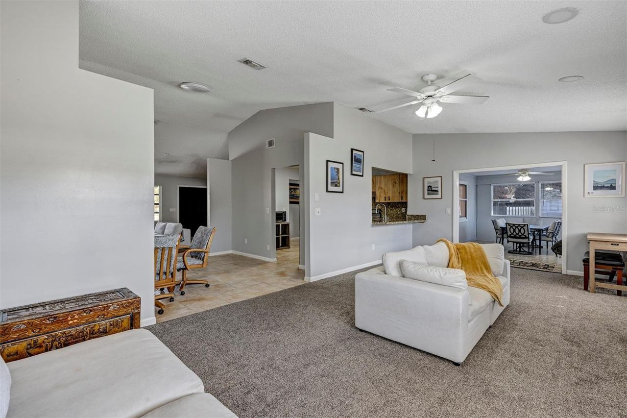 202 SW Holden Terrace, Port Saint Lucie, FL 34984 Photo