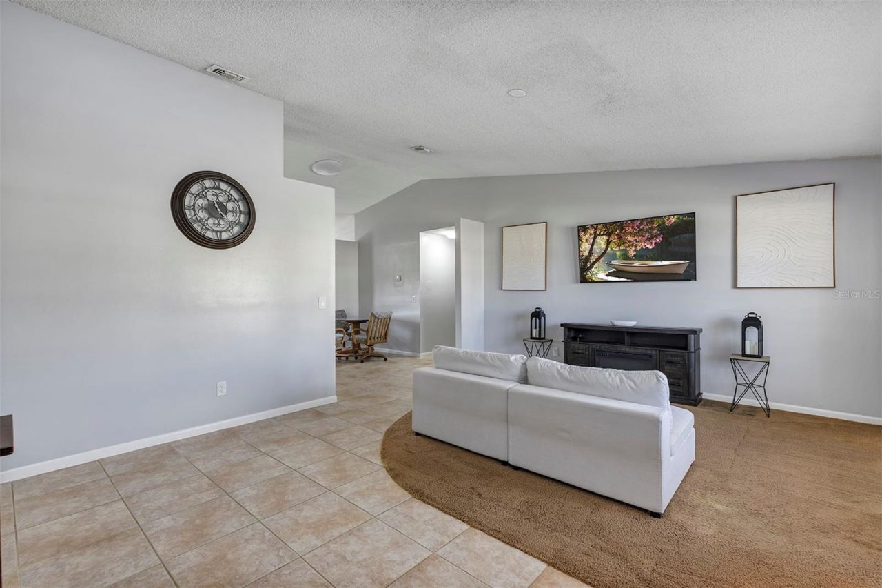 202 SW Holden Terrace, Port Saint Lucie, FL 34984 Photo