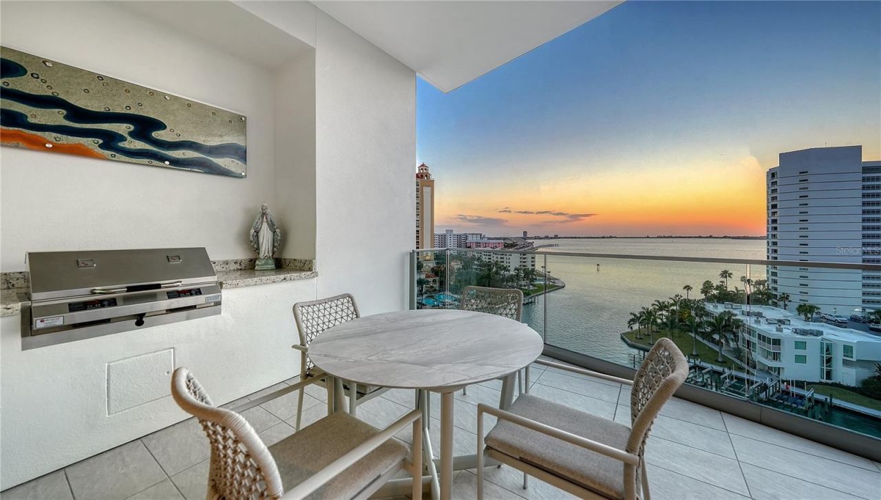 401 Quay  Commons, Unit 805, Sarasota, FL 34236 Photo