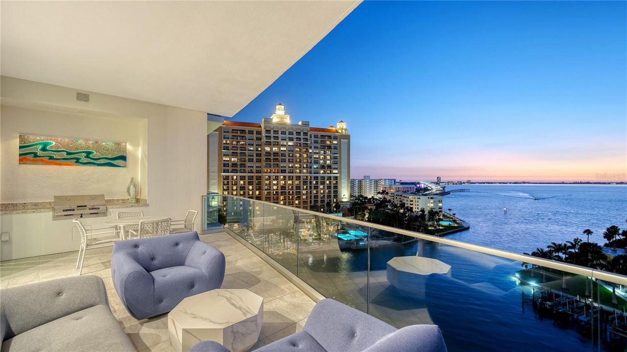 401 Quay  Commons, Unit 805, Sarasota, FL 34236 Photo