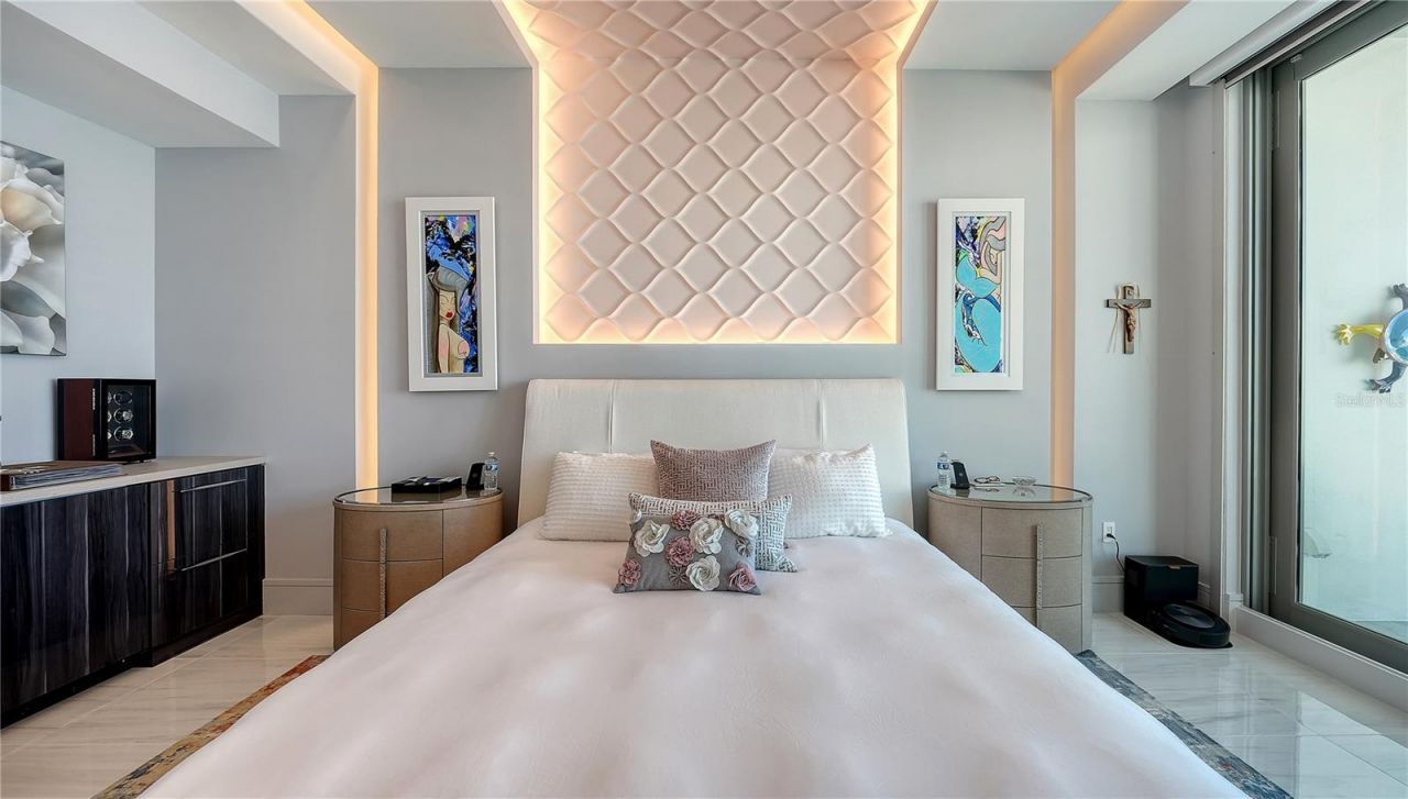 401 Quay  Commons, Unit 805, Sarasota, FL 34236 Photo