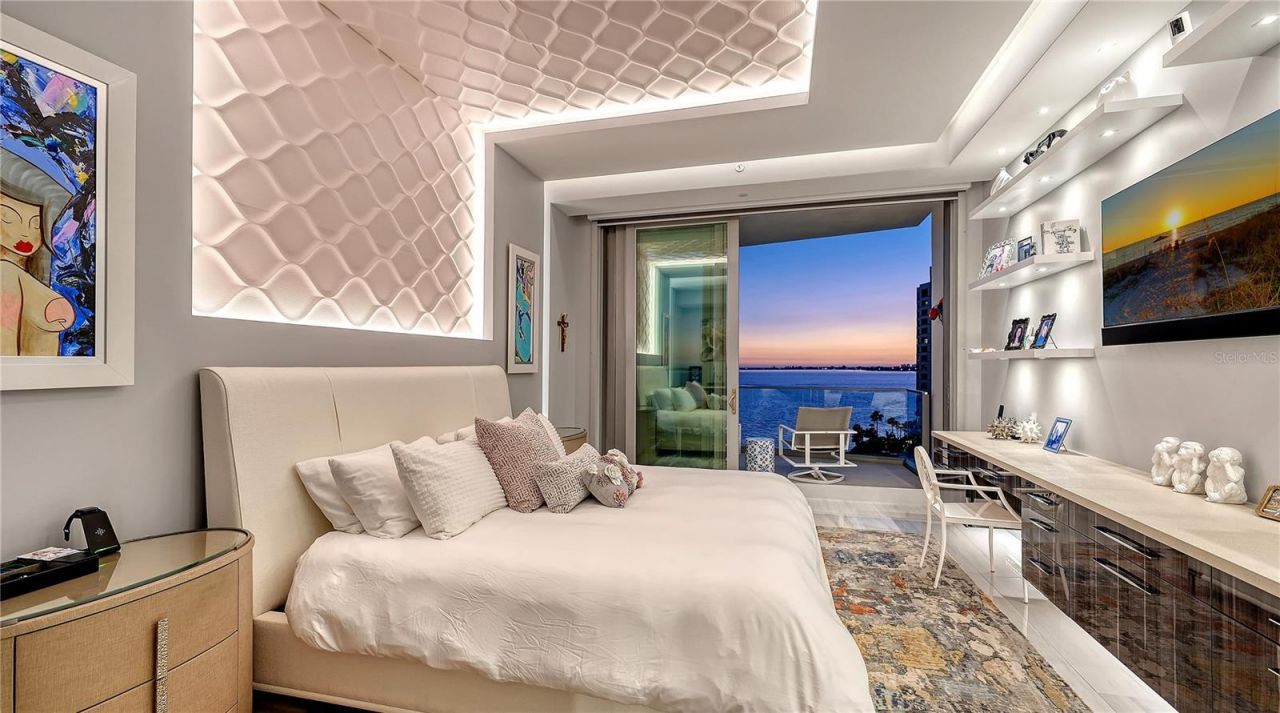 401 Quay  Commons, Unit 805, Sarasota, FL 34236 Photo