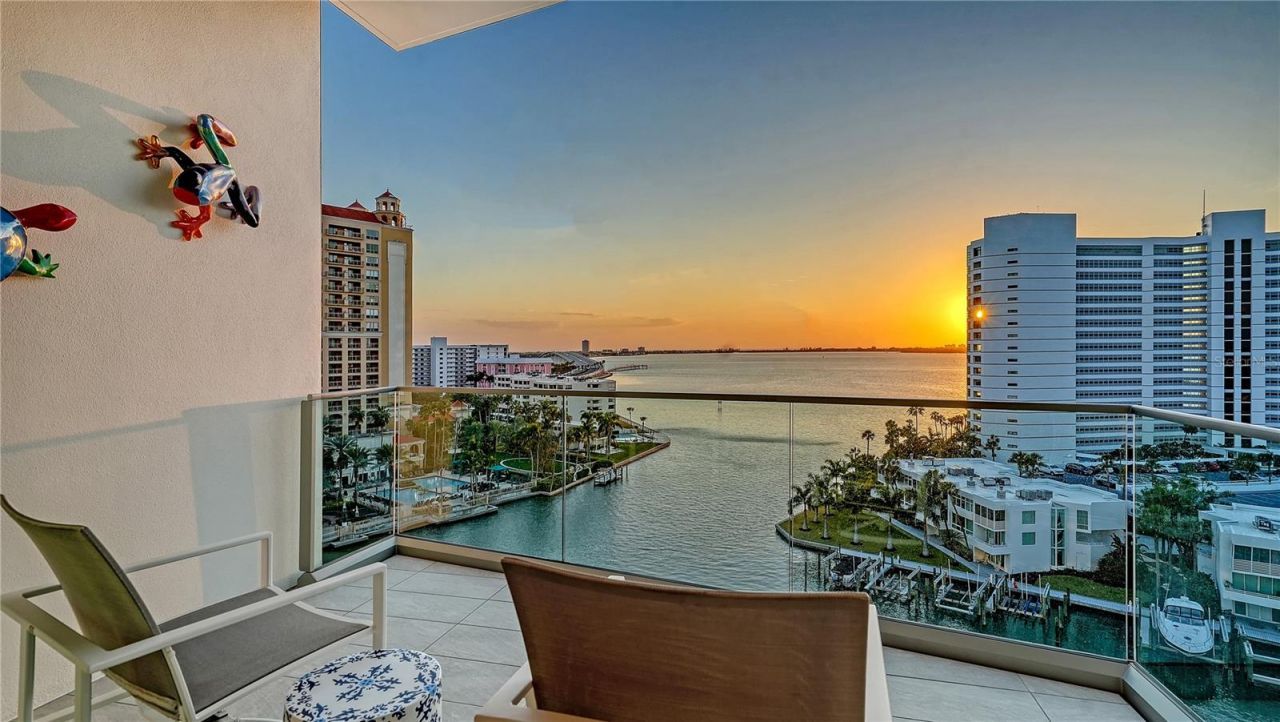 401 Quay  Commons, Unit 805, Sarasota, FL 34236 Photo