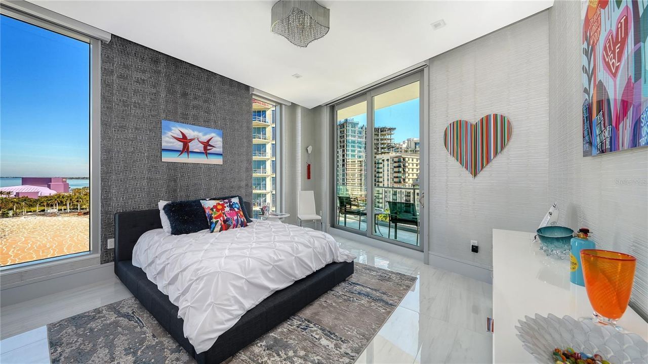 401 Quay  Commons, Unit 805, Sarasota, FL 34236 Photo