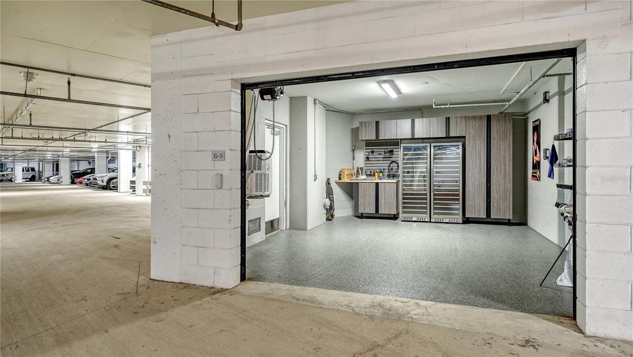 401 Quay  Commons, Unit 805, Sarasota, FL 34236 Photo