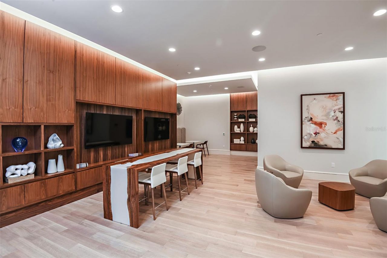 401 Quay  Commons, Unit 805, Sarasota, FL 34236 Photo