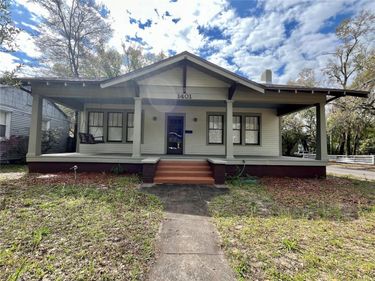 1401 E POWHATAN AVENUE , TAMPA, FL 33604