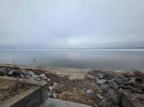 Main Photo