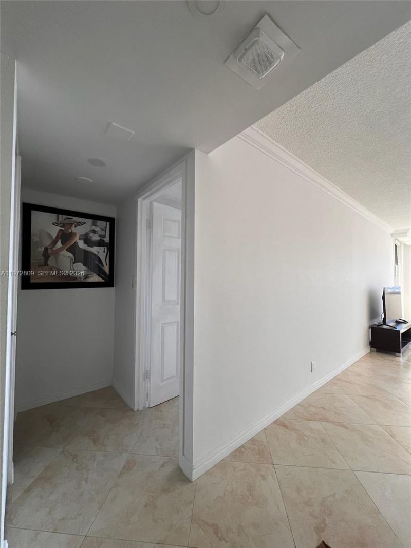 3180 S Ocean Dr, Unit 1418, Hallandale Beach, FL 33009 Photo