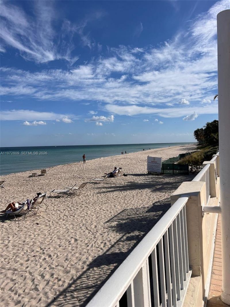 3180 S Ocean Dr, Unit 1418, Hallandale Beach, FL 33009 Photo