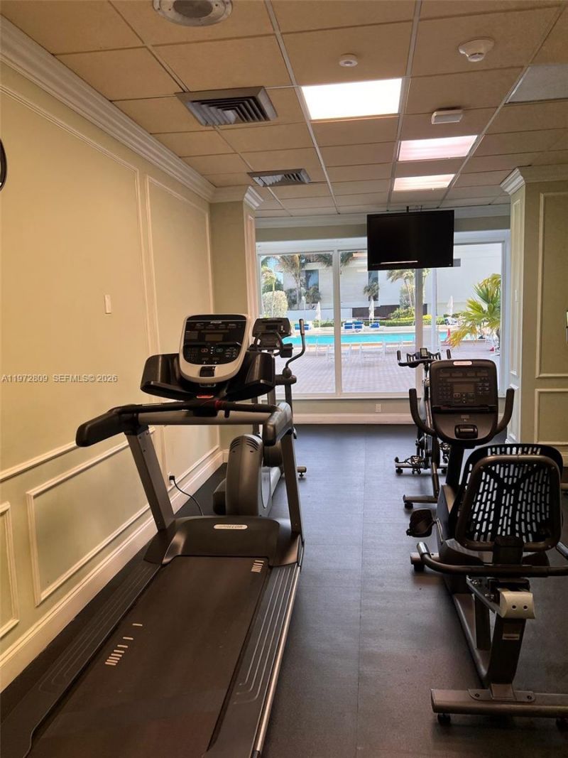 3180 S Ocean Dr, Unit 1418, Hallandale Beach, FL 33009 Photo