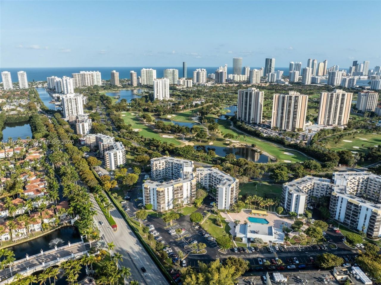 20500 W Country Club Dr, Unit 311, Aventura, FL 33180 Photo