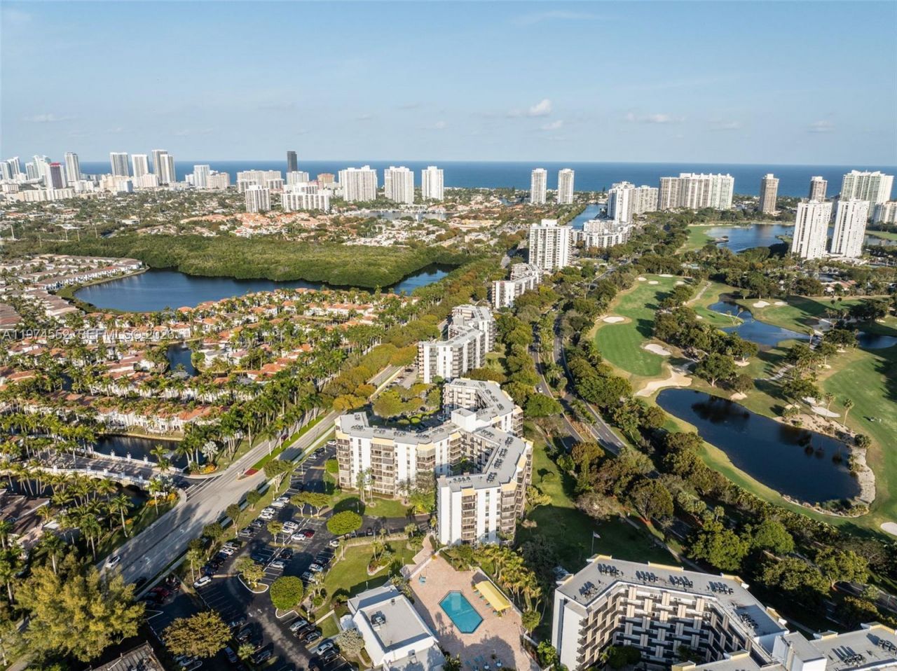 20500 W Country Club Dr, Unit 311, Aventura, FL 33180 Photo