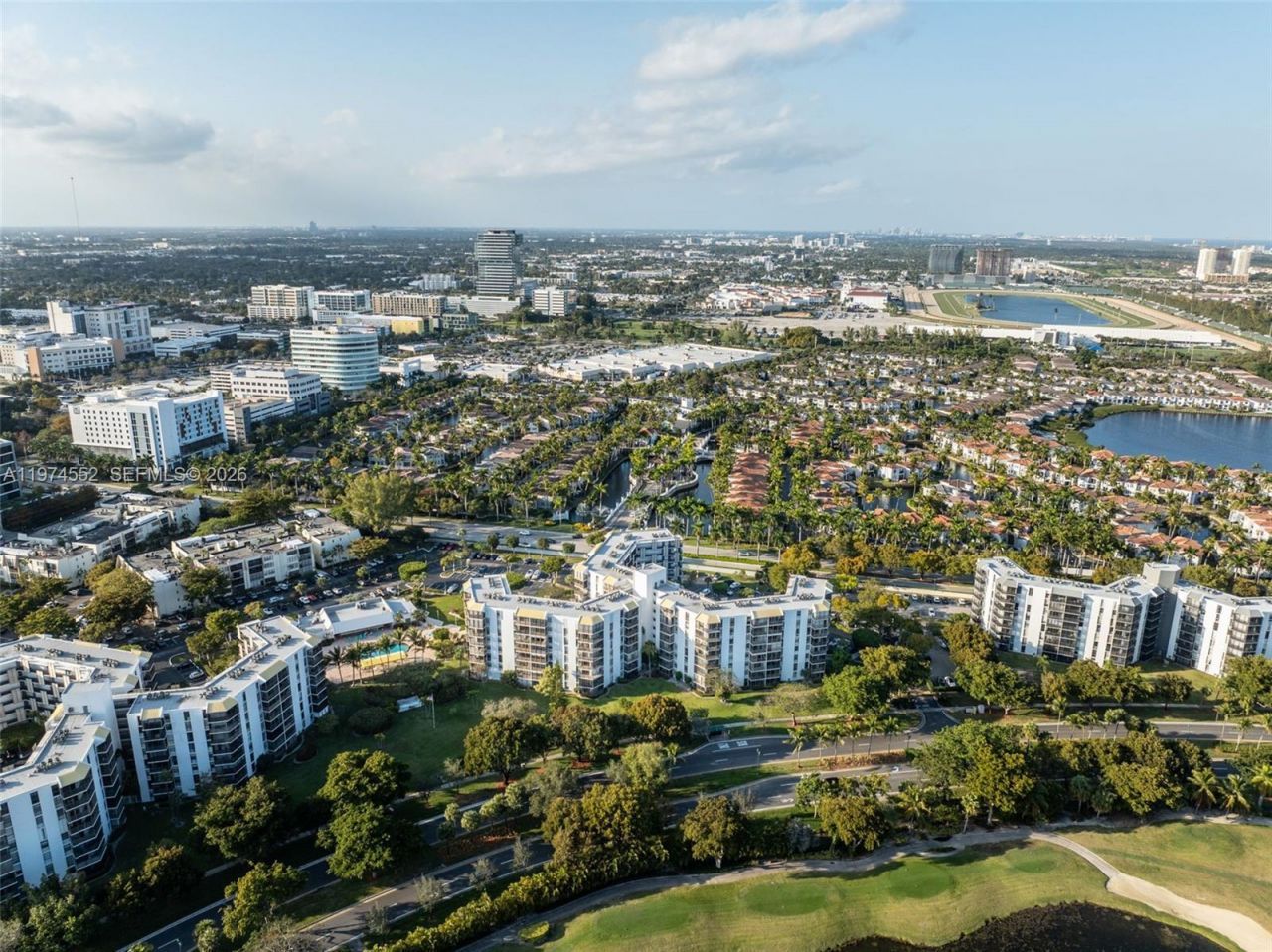 20500 W Country Club Dr, Unit 311, Aventura, FL 33180 Photo