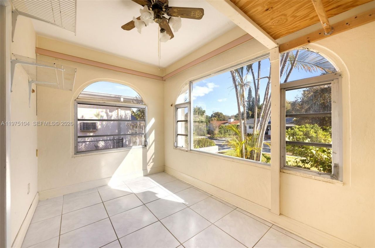 2367 SW 23rd Ter , Miami, FL 33145 Photo