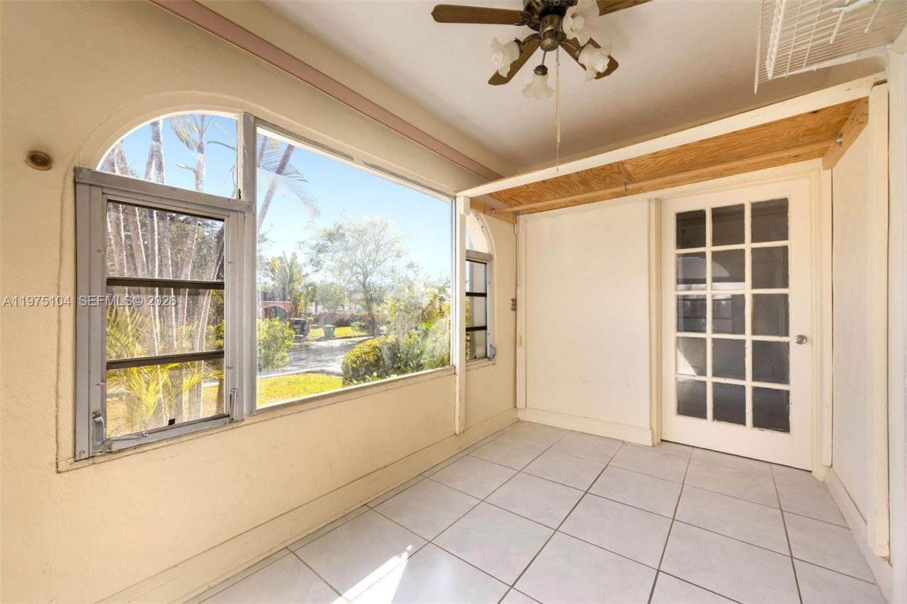 2367 SW 23rd Ter , Miami, FL 33145 Photo