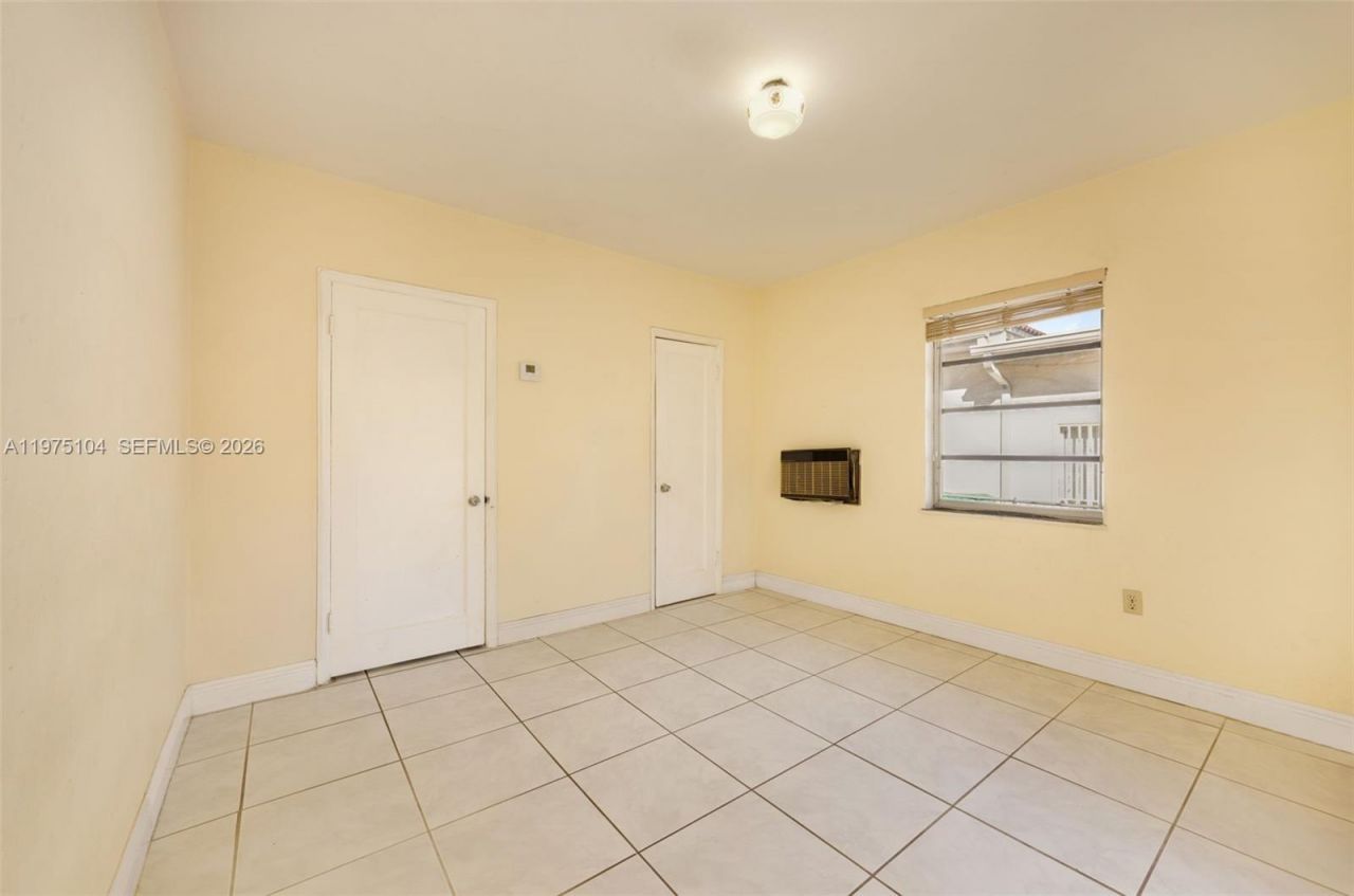 2367 SW 23rd Ter , Miami, FL 33145 Photo