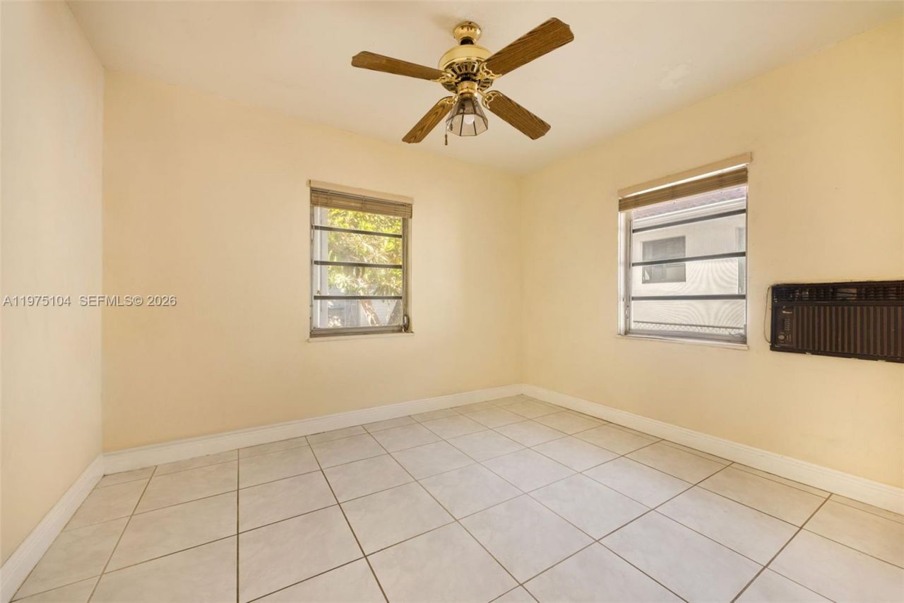 2367 SW 23rd Ter , Miami, FL 33145 Photo